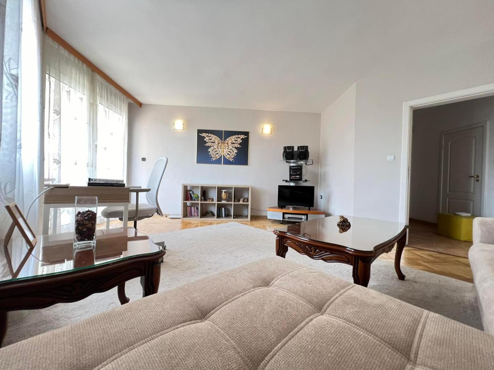 Apartment Lugano Couples Quiet W Free Street Parking Sofia